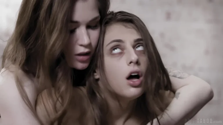 Gia Derza, Evelyn Claire – Just Let Me Help You!!