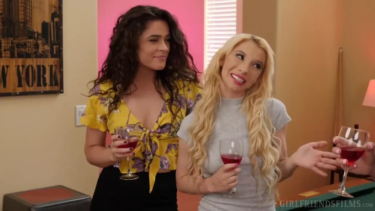 Keira Croft, Kenzie Reeves – Women Seeking Women #169