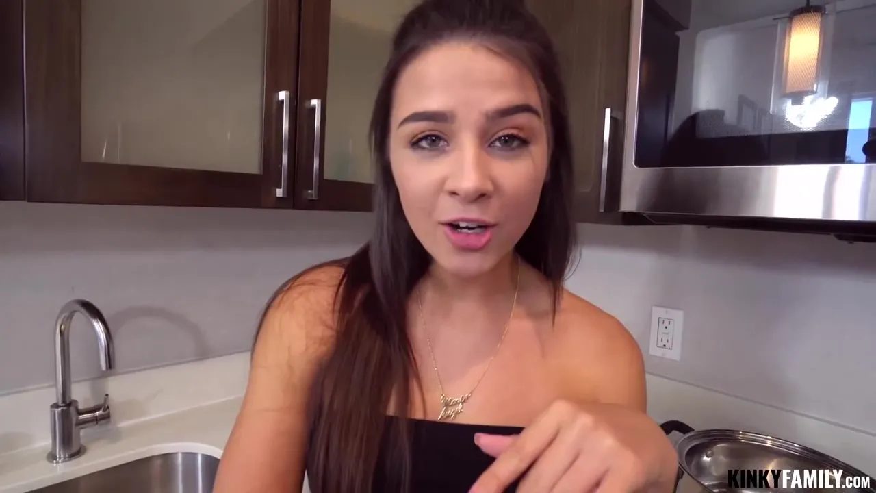 Kylie Rocket – Stepsis Fucks Me For My Car