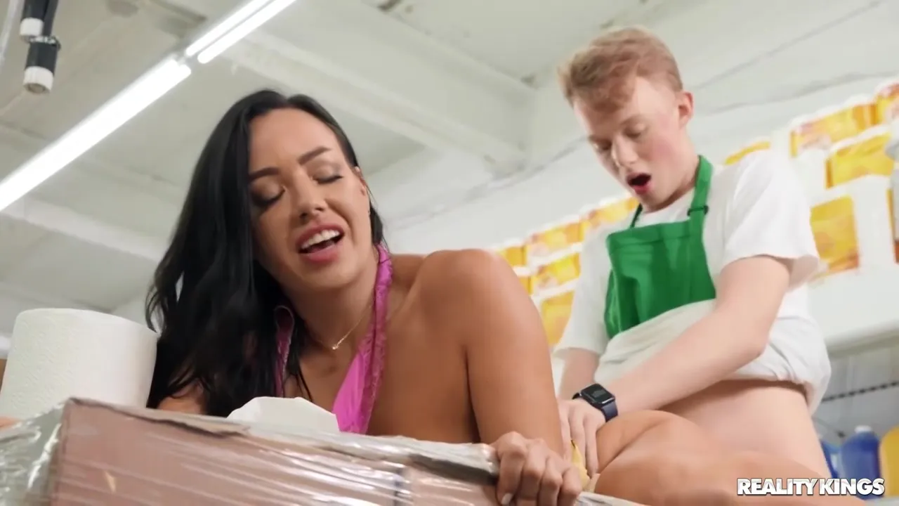 Put It In Her Ass Vol 19 (2022) With Sam Bourne, J-mac And Angel Youngs