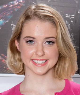 Chloe Cherry