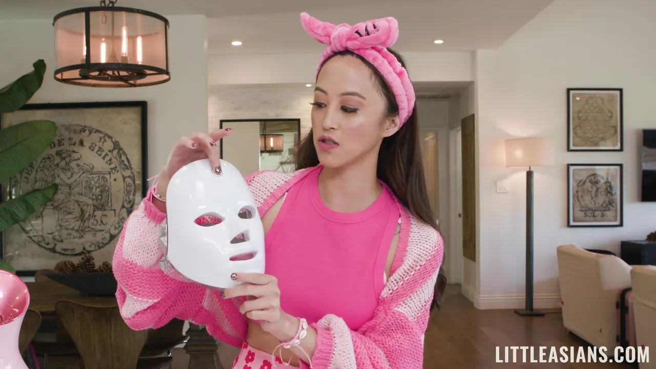 Alexia Anders – The Secret To Perfect Skin