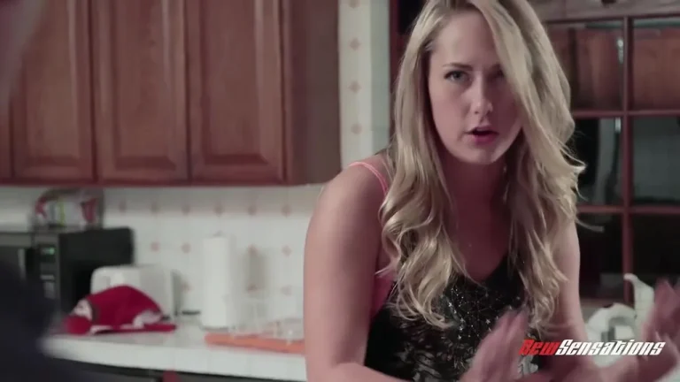 Carter Cruise – The Cute Little Babysitter #3