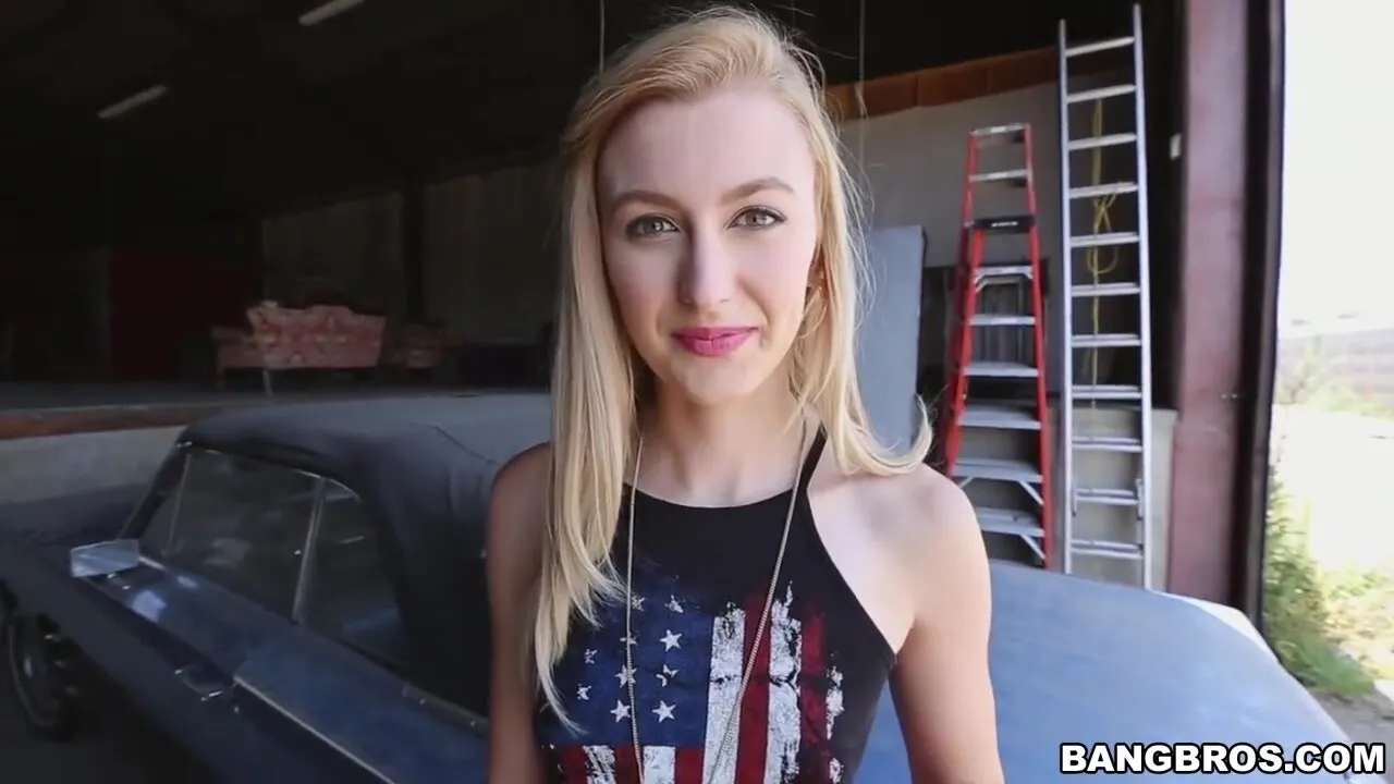 White girl in the wrong neighborhood! with Alexa Grace