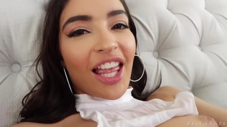 Emily Willis, Prince Yahshua – Emily Willis: Interracial Anal Boning