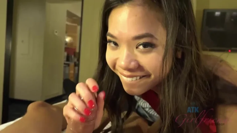 Vina Sky In Vina Puts On A Little Toy Show Before You Fuck