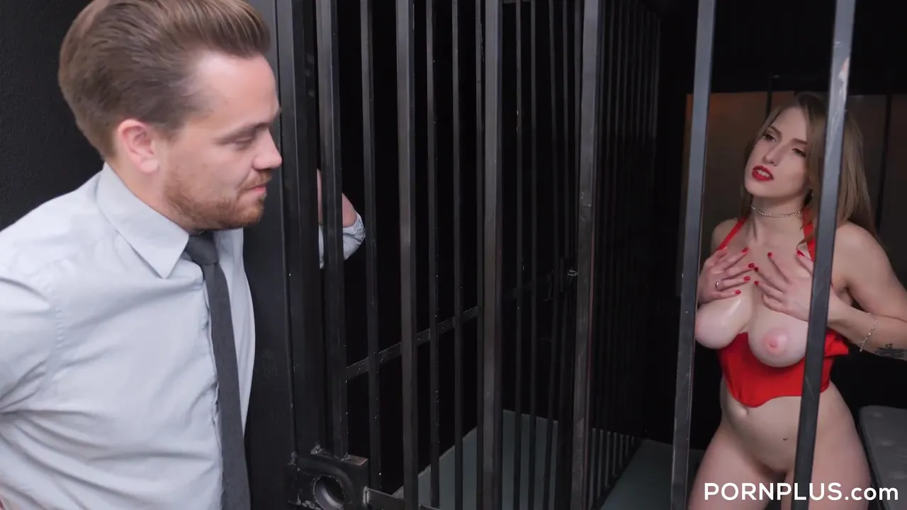 Octavia Red – Pornplus Sex In The Slammer