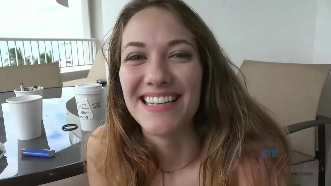 Her Pretty Face Got A Nice Little Present