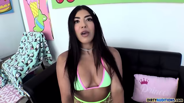 Jasmine Sherni – park your dick in that big rear