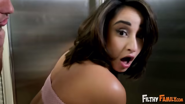 Isabella Nice